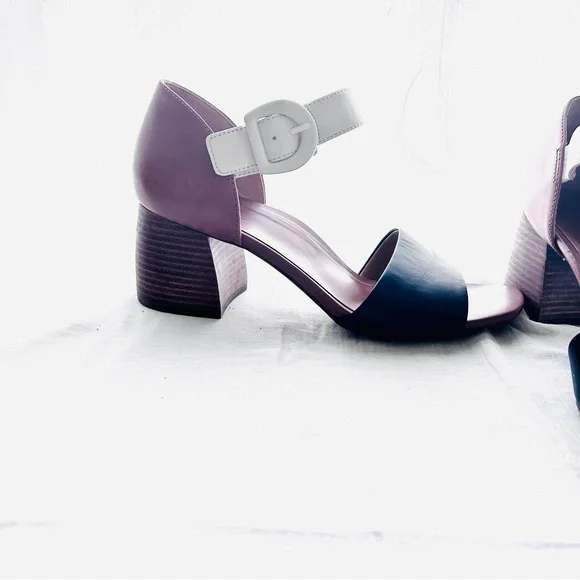 Vionic Women's Black and White Heels - Chardonnay - Picture 4 of 5